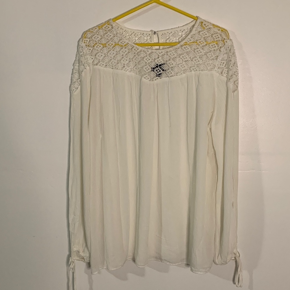 As Seen‎ On TV Cream Lace Blouse
